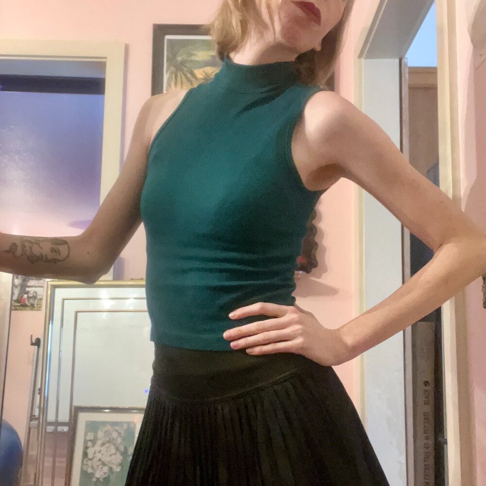 Ultra Flirt Nordstrom NWOT Seamless Turtleneck Crop Top - Dark Teal - Small